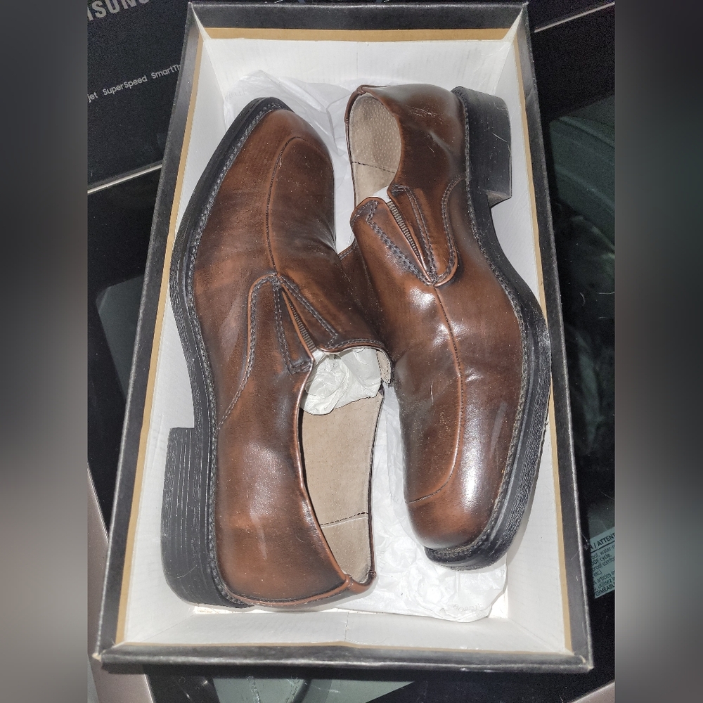 Borelli Mens dress shoes